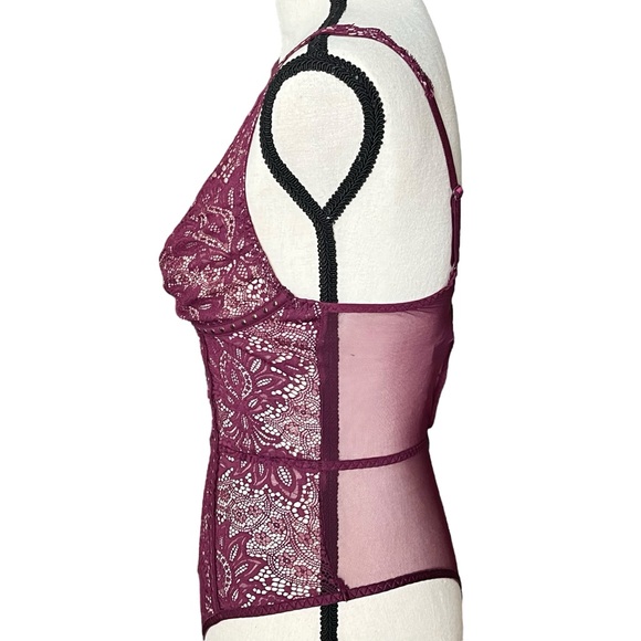 Victorias Secret Lace Bodysuit Deep V Neck romantic Mesh Top Sleeveless Lingerie - Picture 8 of 11